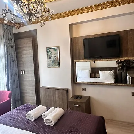 Borancik فندق مبيت وإفطار *